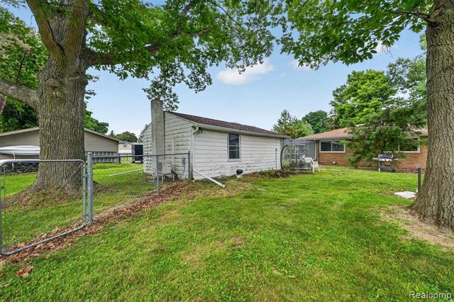 4877 Orchard Lane, Owosso, MI 48867