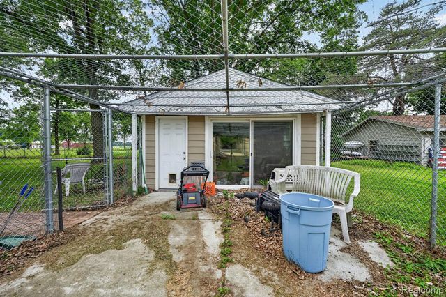 4877 Orchard Lane, Owosso, MI 48867