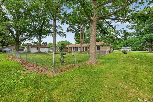 4877 Orchard Lane, Owosso, MI 48867