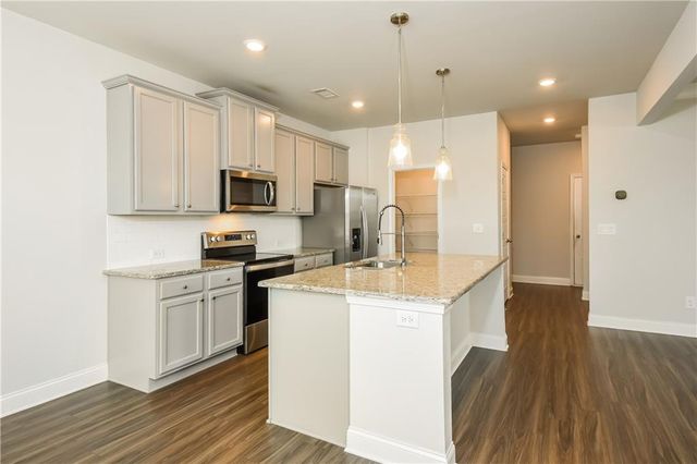 5379 Fox Den Road, Oakwood, GA 30566