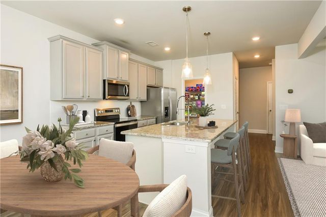 5379 Fox Den Road, Oakwood, GA 30566