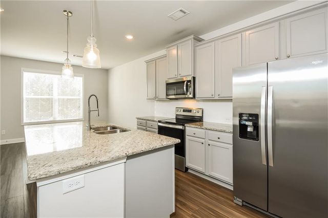 5379 Fox Den Road, Oakwood, GA 30566