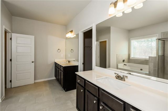 5379 Fox Den Road, Oakwood, GA 30566