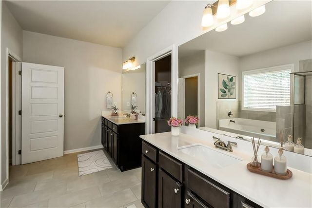 5379 Fox Den Road, Oakwood, GA 30566