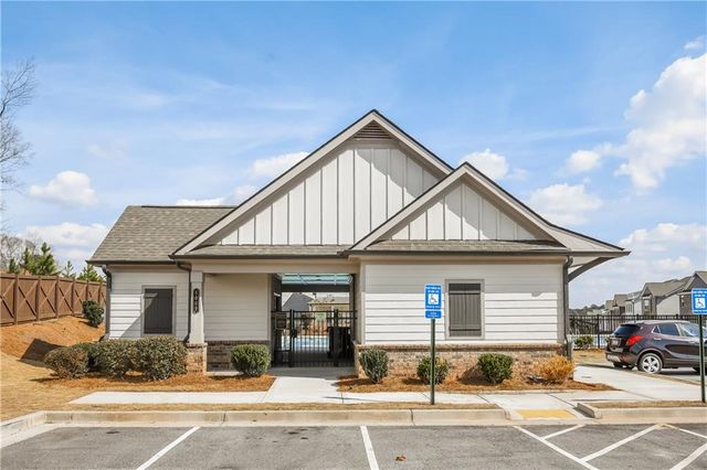 5379 Fox Den Road, Oakwood, GA 30566