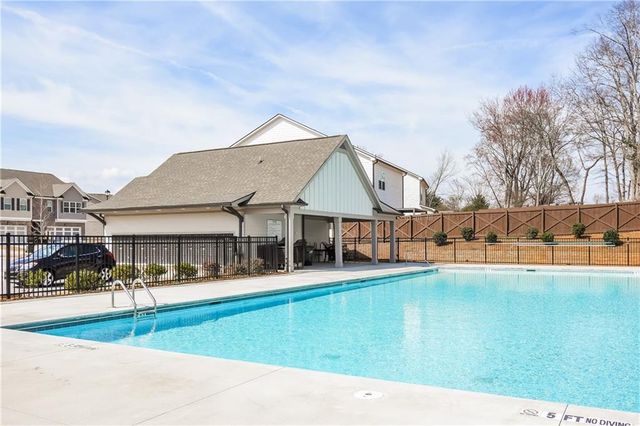 5379 Fox Den Road, Oakwood, GA 30566