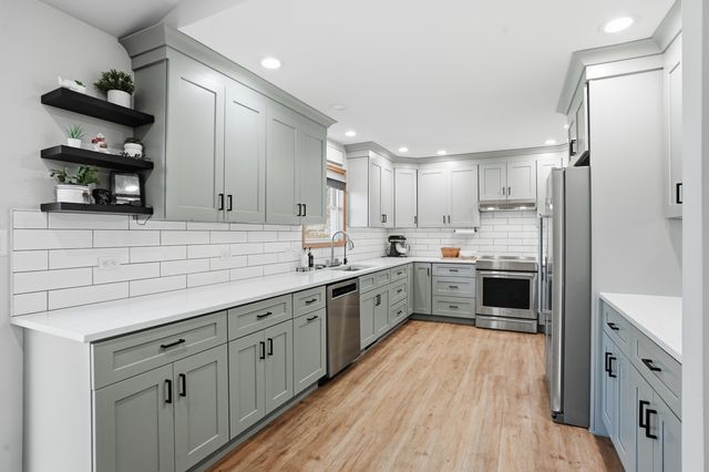 13716 Austin Street, Cedar Lake, IN 46303