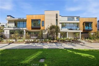 400 Heliotrope, Corona Del Mar, CA 92625