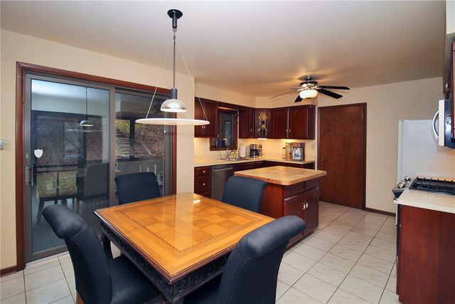 227 Springhouse Drive, Jefferson Hills, PA 15025