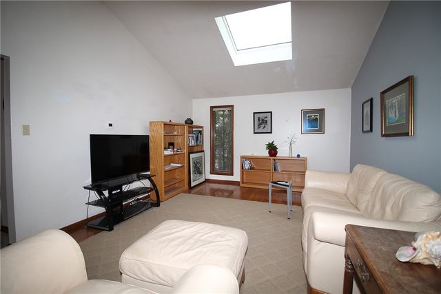 227 Springhouse Drive, Jefferson Hills, PA 15025