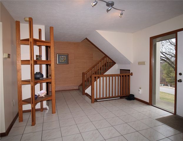 227 Springhouse Drive, Jefferson Hills, PA 15025