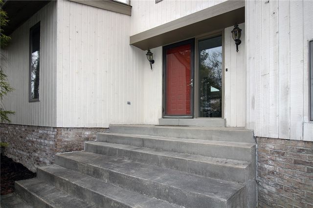 227 Springhouse Drive, Jefferson Hills, PA 15025