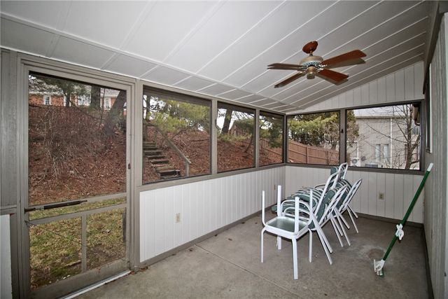 227 Springhouse Drive, Jefferson Hills, PA 15025