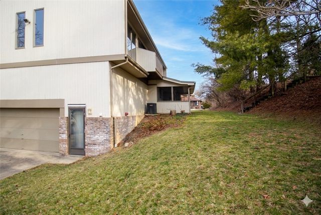 227 Springhouse Drive, Jefferson Hills, PA 15025