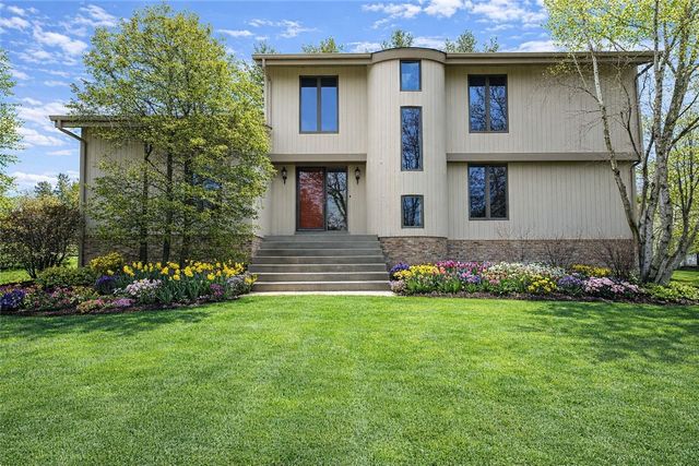 227 Springhouse Drive, Jefferson Hills, PA 15025