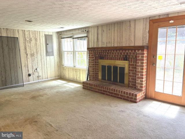 1151 JEFFREY DR, Crofton, MD 21114