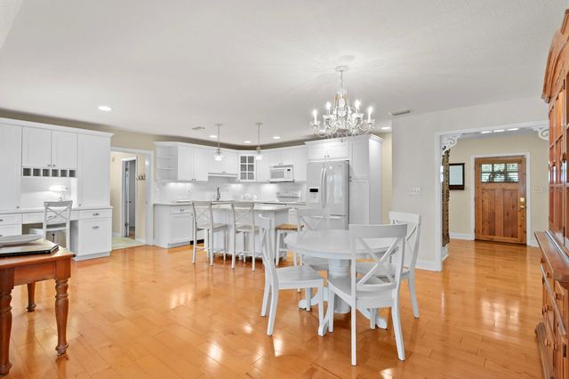 309 PARK RIDGE AVENUE, Temple Terrace, FL 33617