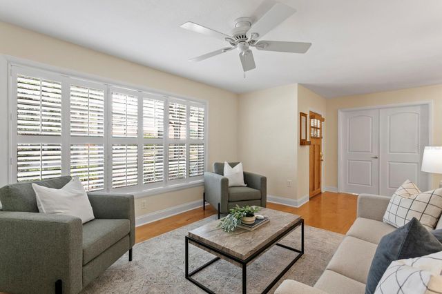 309 PARK RIDGE AVENUE, Temple Terrace, FL 33617