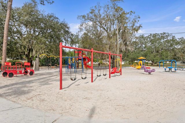 309 PARK RIDGE AVENUE, Temple Terrace, FL 33617