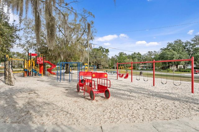 309 PARK RIDGE AVENUE, Temple Terrace, FL 33617