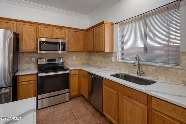 17862 W CARIBBEAN Lane, Surprise, AZ 85388