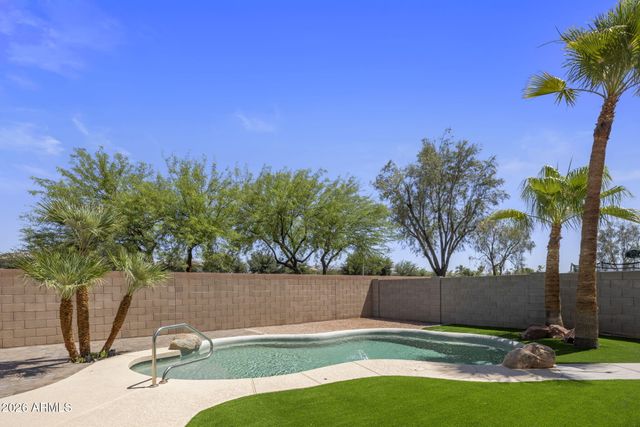 17862 W CARIBBEAN Lane, Surprise, AZ 85388