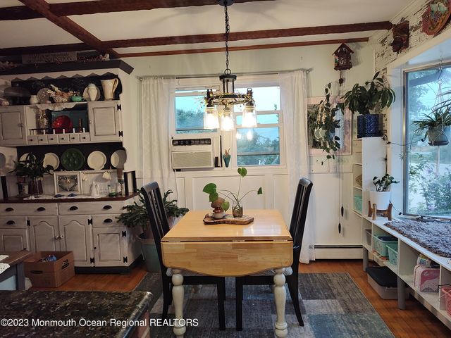 15 Cedarcrest Drive, Bayville, NJ 08721