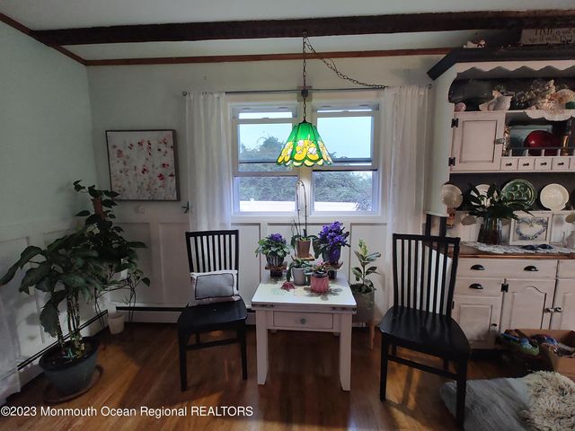 15 Cedarcrest Drive, Bayville, NJ 08721
