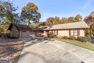 5788 Norton Circle, Flowery Branch, GA 30542