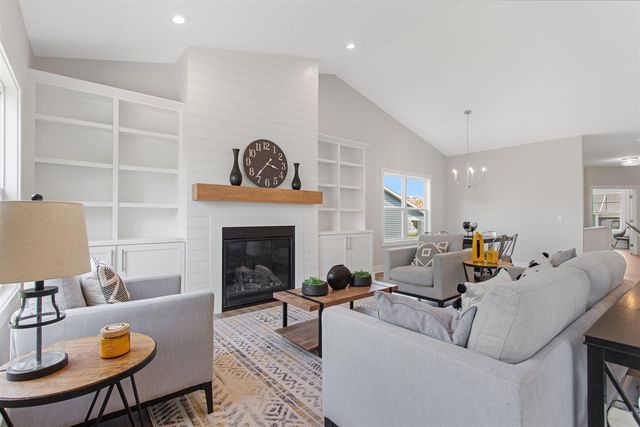 1519 Eagle Shore Court, Hudsonville, MI 49426