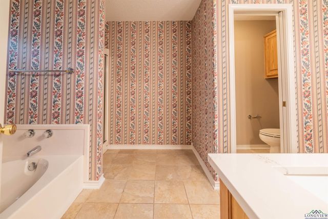 1280 Brandywine Dr., Longview, TX 75601
