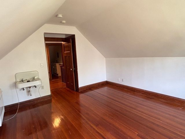 41 Powell Street Upper, Brookline, MA 02446