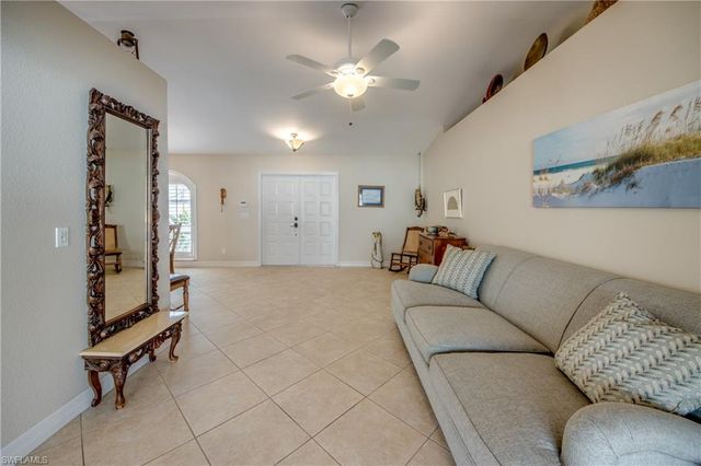309 SE 31st TER, Cape Coral, FL 33904