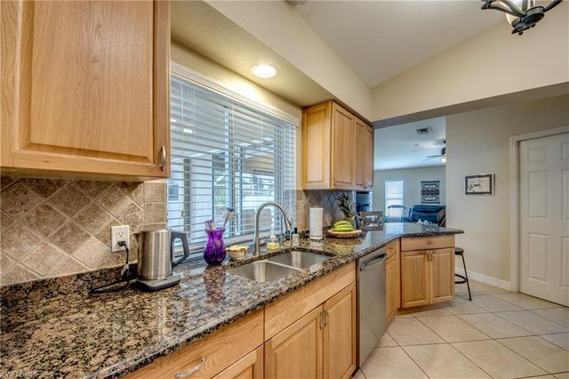 309 SE 31st TER, Cape Coral, FL 33904