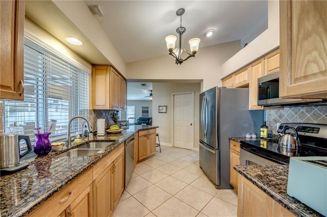 309 SE 31st TER, Cape Coral, FL 33904