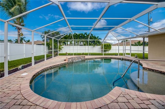 309 SE 31st TER, Cape Coral, FL 33904