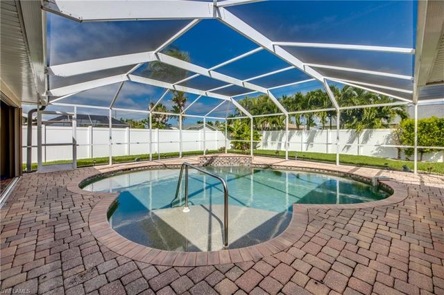 309 SE 31st TER, Cape Coral, FL 33904