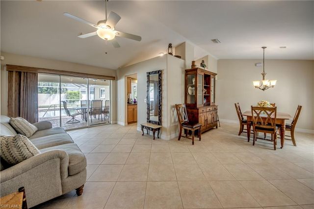 309 SE 31st TER, Cape Coral, FL 33904