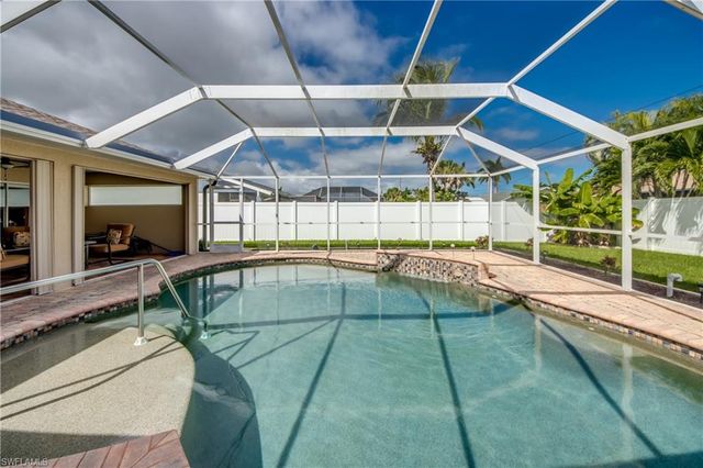 309 SE 31st TER, Cape Coral, FL 33904