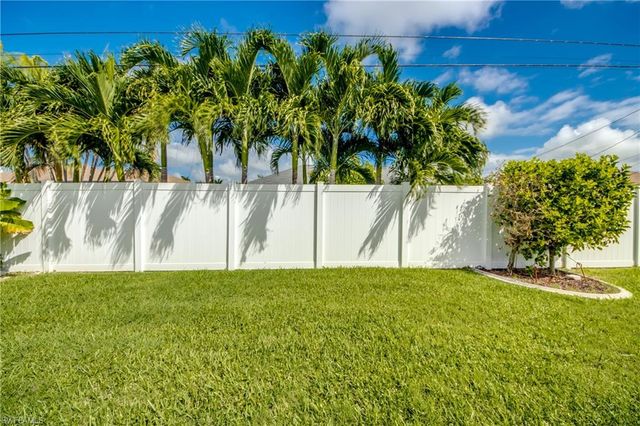 309 SE 31st TER, Cape Coral, FL 33904