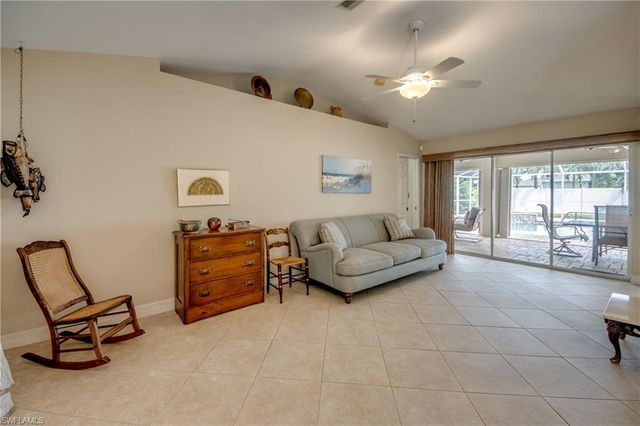 309 SE 31st TER, Cape Coral, FL 33904