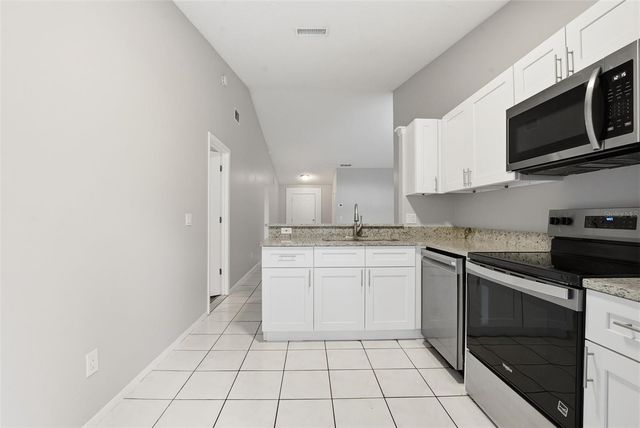 1183 PIN OAK DRIVE, Apopka, FL 32703
