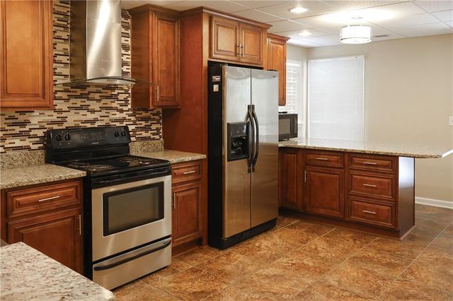 2436 Staffordshire Way SE, Conyers, GA 30013
