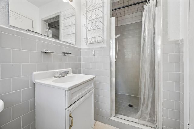 4022 Woodcraft Street, Houston, TX 77025