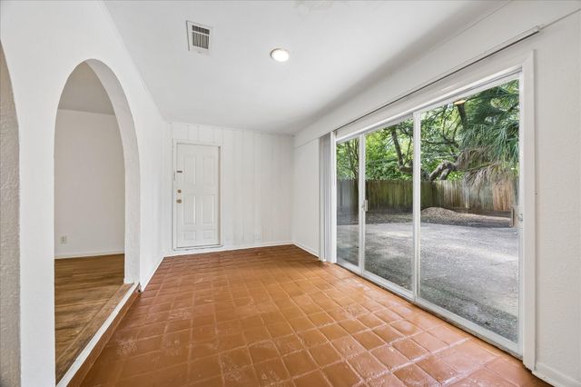 4022 Woodcraft Street, Houston, TX 77025