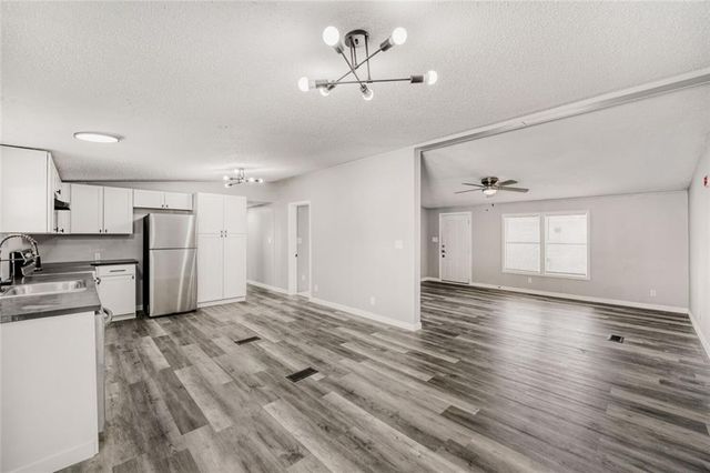 916 Bel Air Boulevard, Hampton, GA 30228