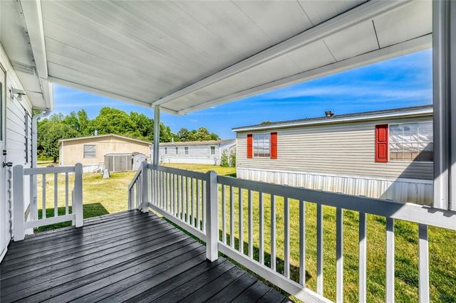 916 Bel Air Boulevard, Hampton, GA 30228