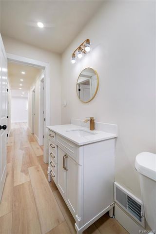 23118 Recreation Street, Saint Clair Shores, MI 48082