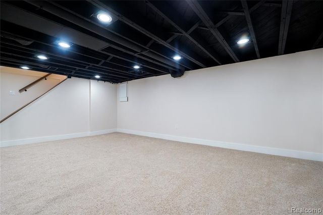 23118 Recreation Street, Saint Clair Shores, MI 48082