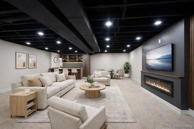 23118 Recreation Street, Saint Clair Shores, MI 48082